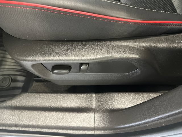 Certified 2023 Buick Envision Essence w/ Sport Touring Package AWD/4WD image 24