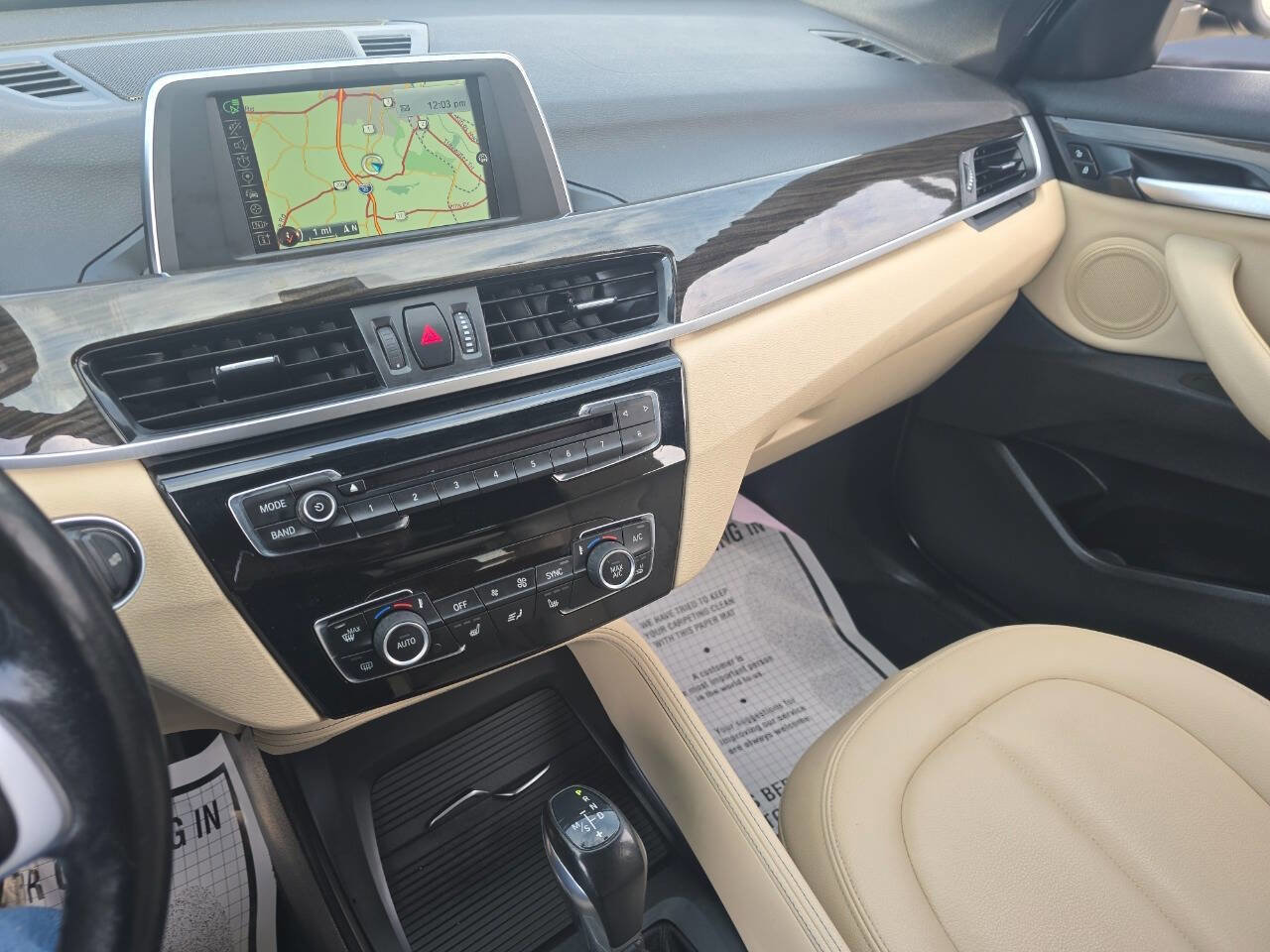 Used 2017 BMW X1 sDrive28i FWD image 11