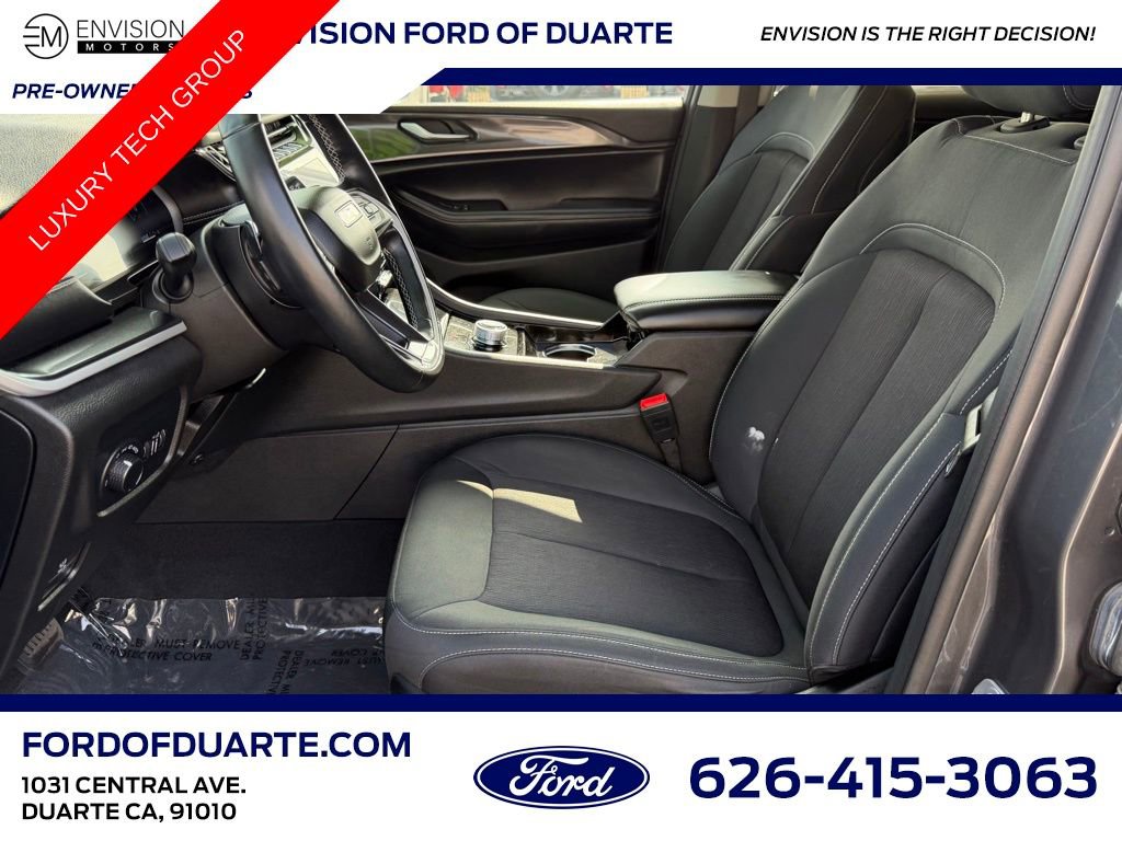 Used 2021 Jeep Grand Cherokee L Laredo w/ Luxury Tech Group I image 16