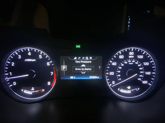 Used 2015 Hyundai Genesis 3.8 RWD image 15