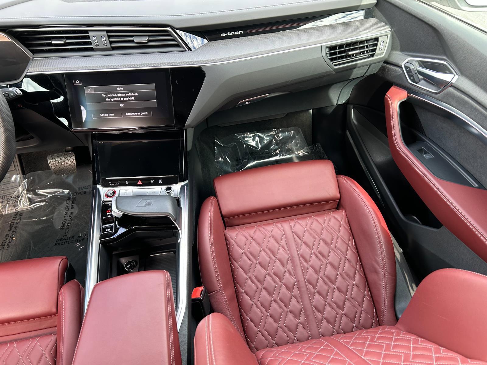 Used 2023 Audi e-tron S Prestige w/ Prestige Package image 23