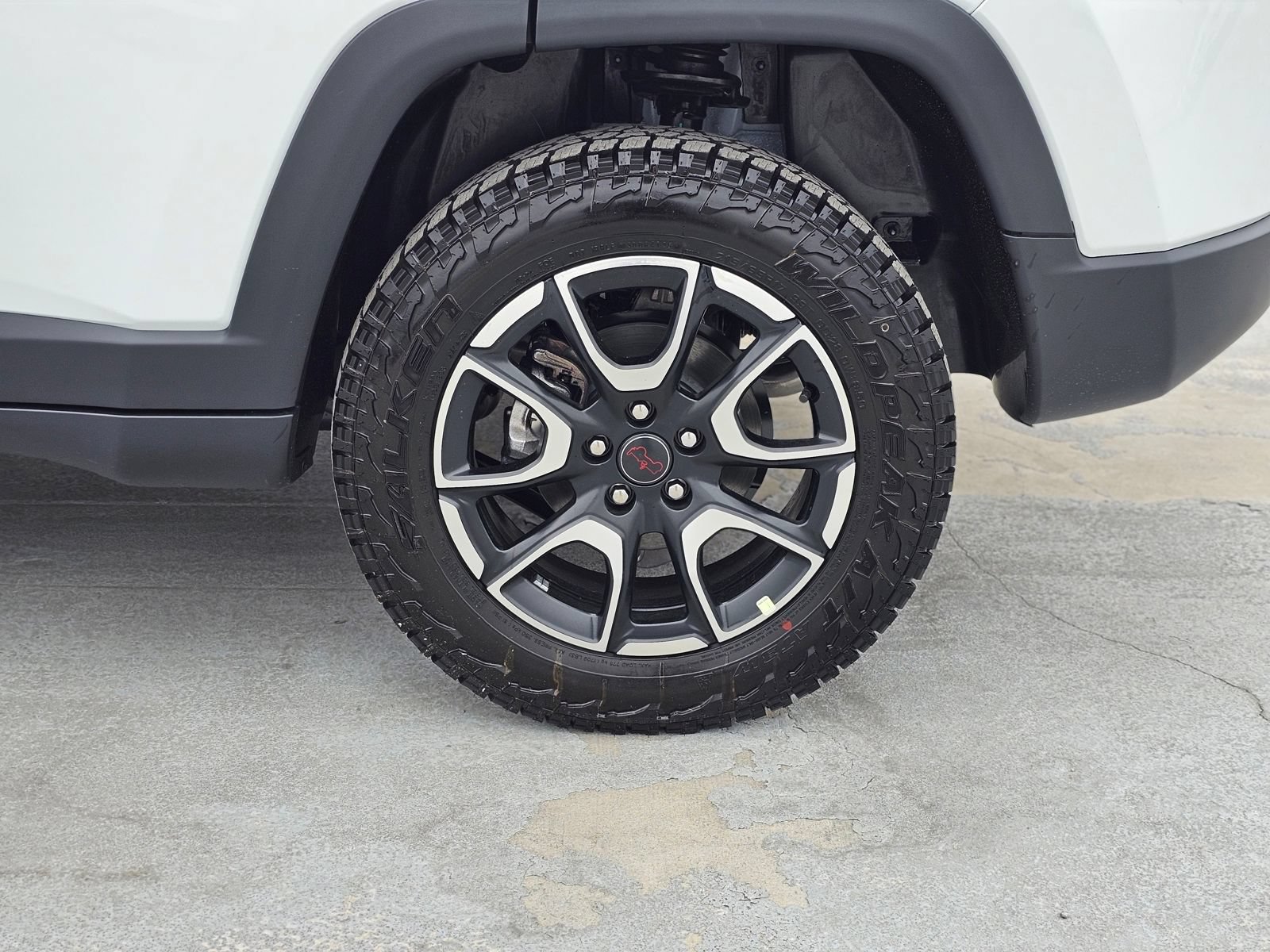 New 2026 Jeep Compass Trailhawk AWD/4WD image 9