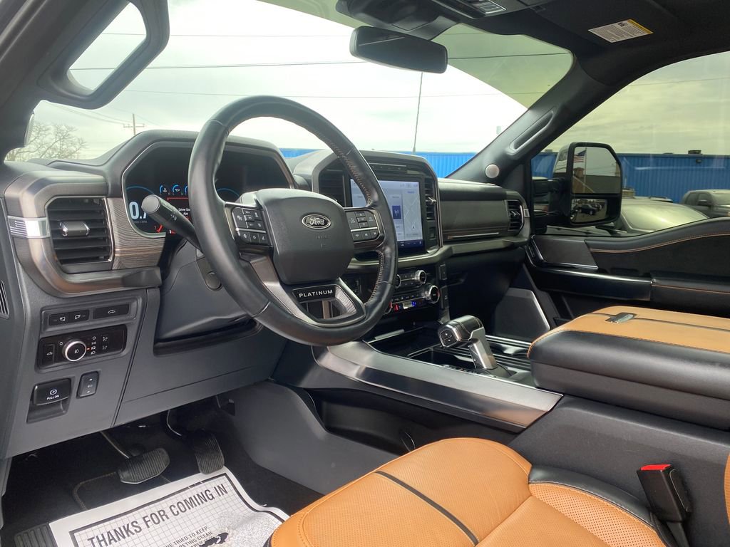 Used 2023 Ford F150 Platinum image 11