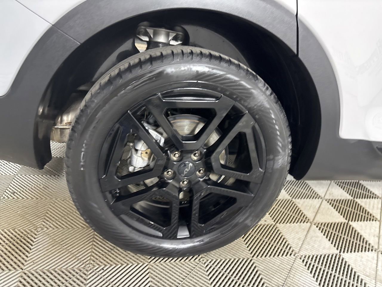 Used 2025 Kia Telluride EX X-Line image 32