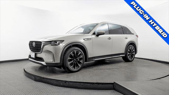 Used 2024 MAZDA CX-90 Plug-In Hybrid w/ Premium Pkg image 2
