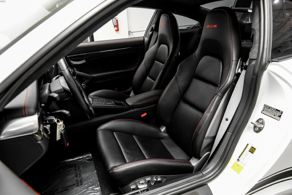 Used 2016 Porsche 911 R RWD image 37