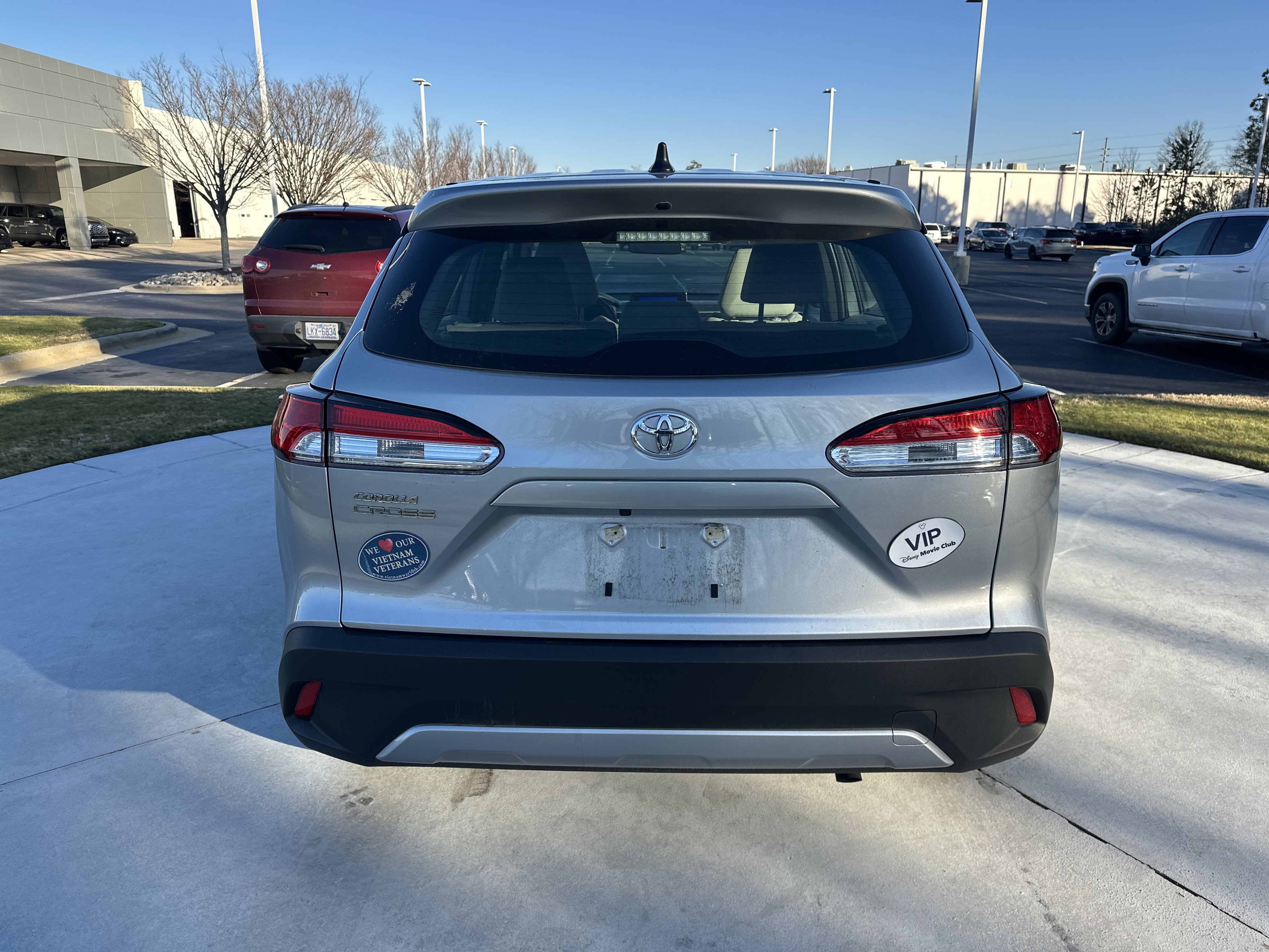 Used 2023 Toyota Corolla Cross L image 9