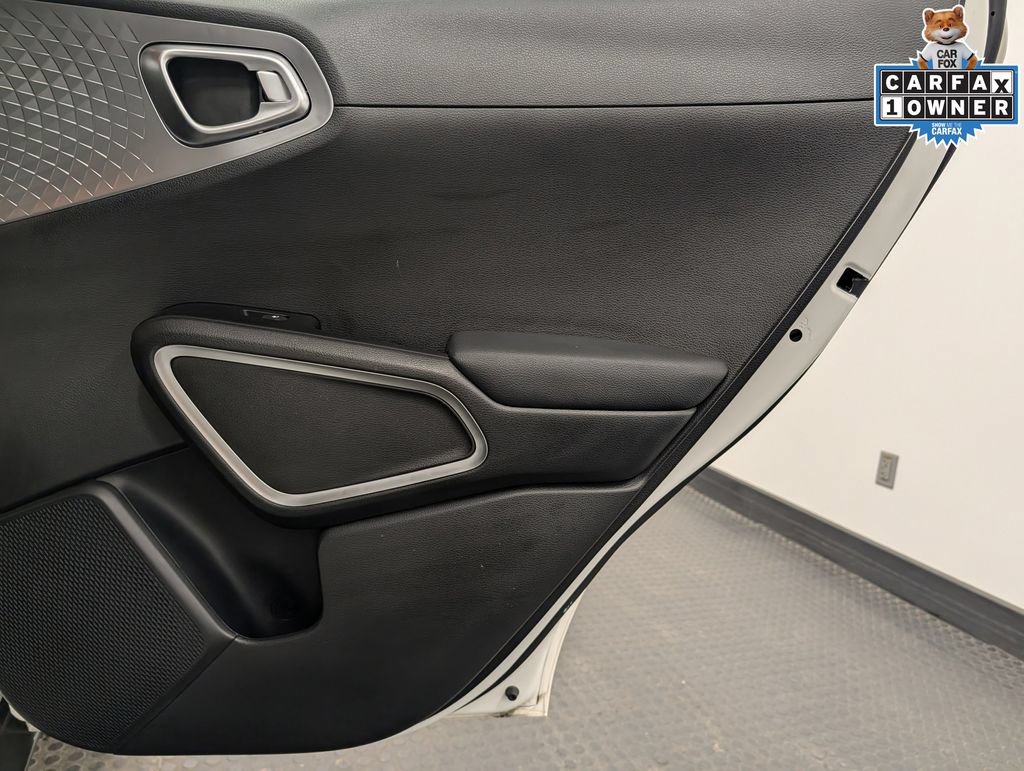 Certified 2025 Kia Soul LX FWD image 26