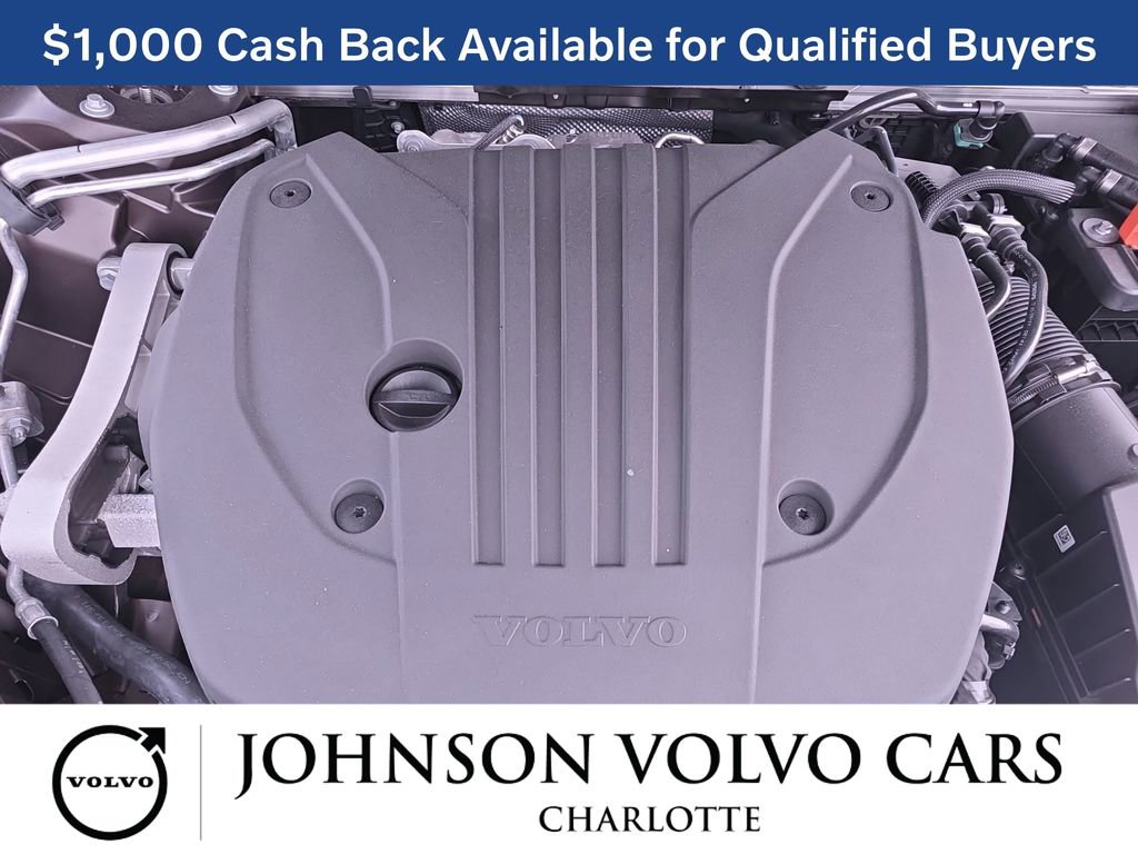 New 2026 Volvo XC60 B5 Ultra w/ Climate Package image 32