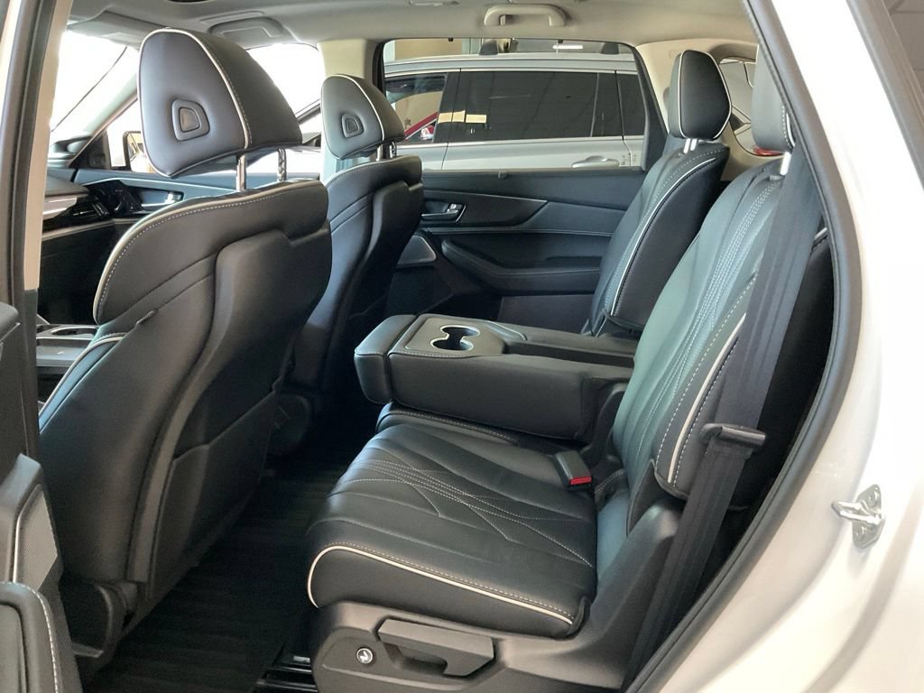 Certified 2026 Acura MDX w/ Advance Package AWD/4WD image 25