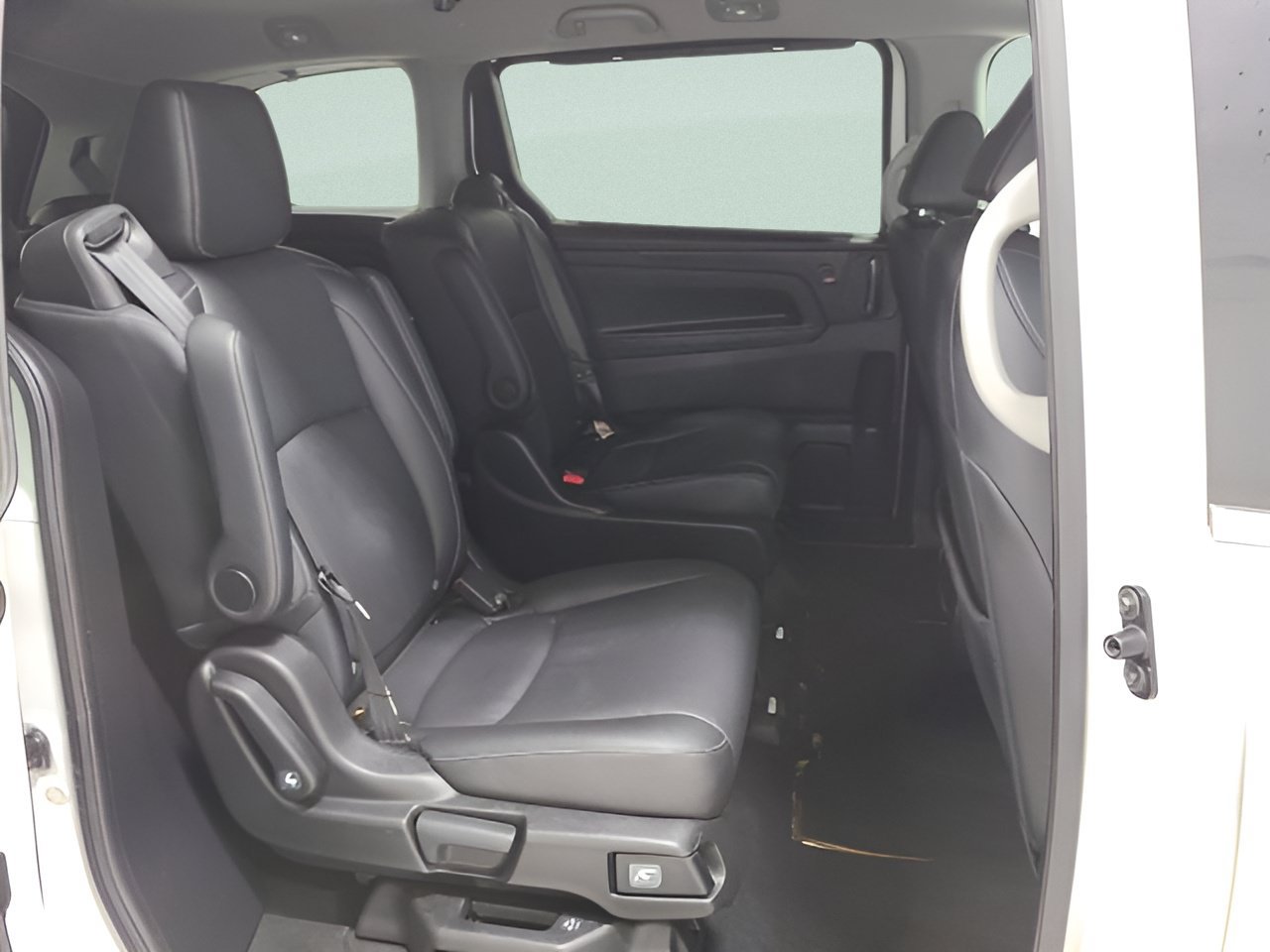 Certified 2024 Honda Odyssey EX-L image 14