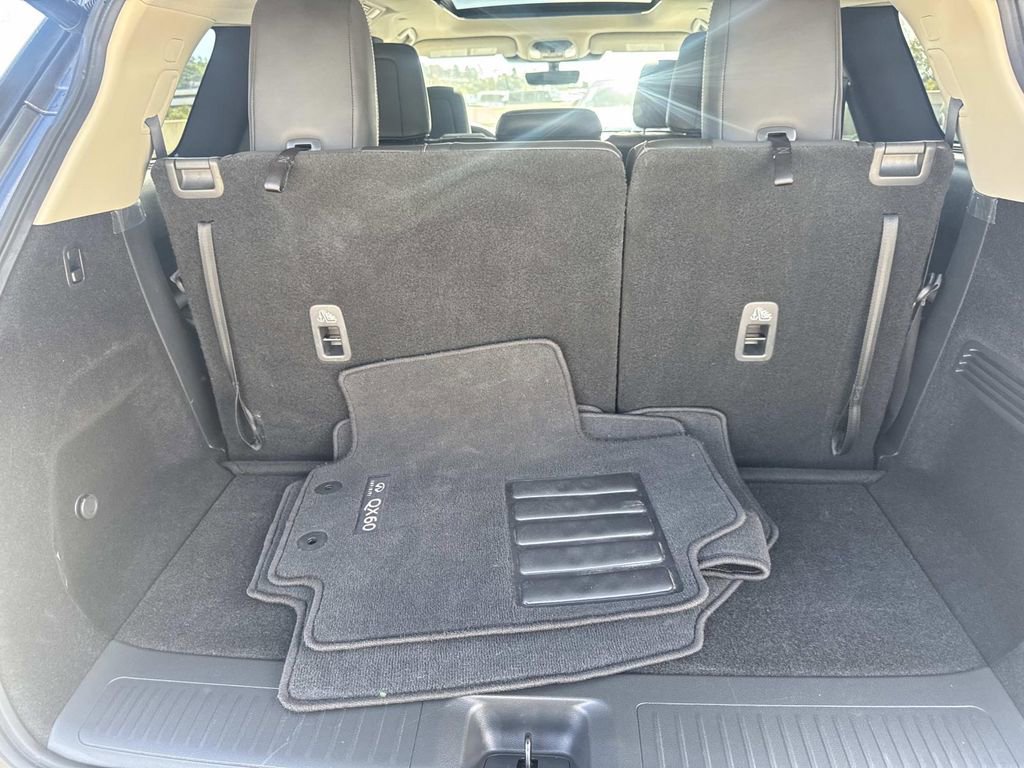 Certified 2025 INFINITI QX60 Luxe image 6