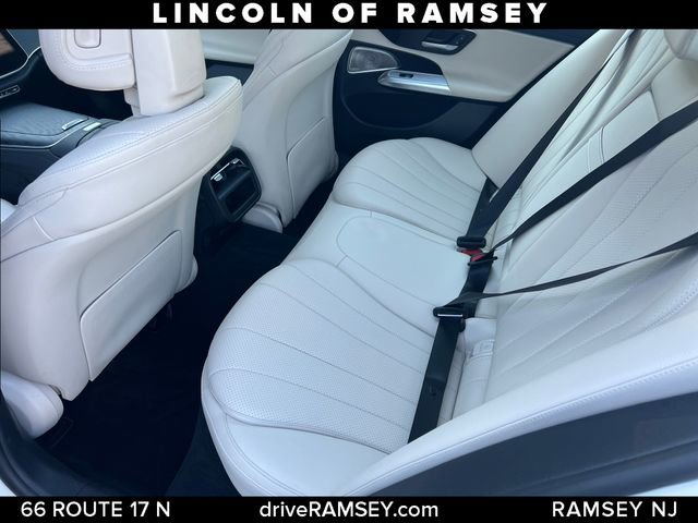Used 2024 Mercedes-Benz E 350 4MATIC Sedan image 20