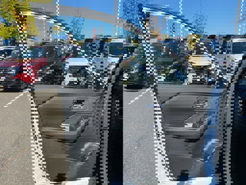 New 2026 Nissan Rogue SV image 9