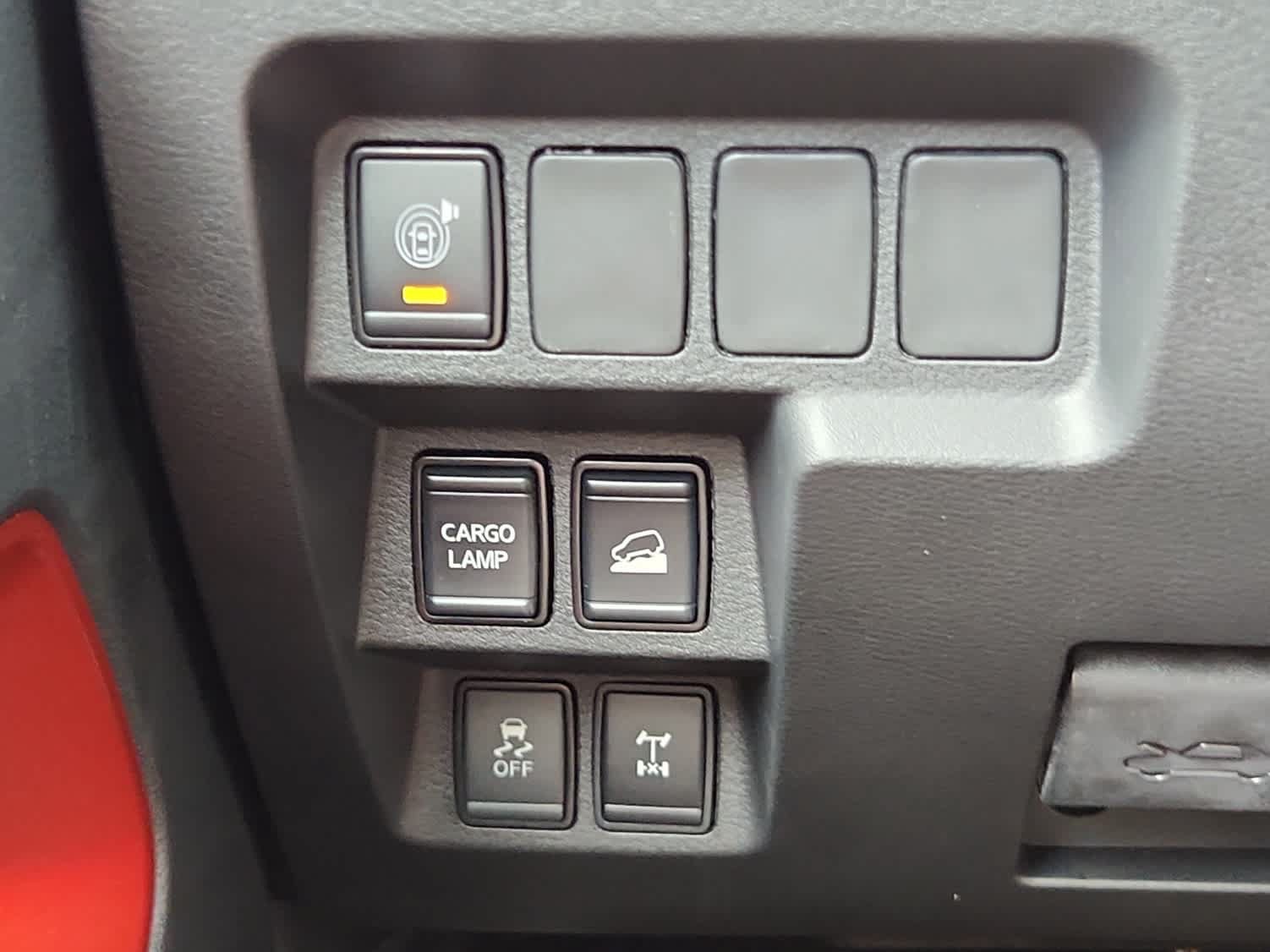 Used 2025 Nissan Frontier PRO-4X AWD/4WD image 16