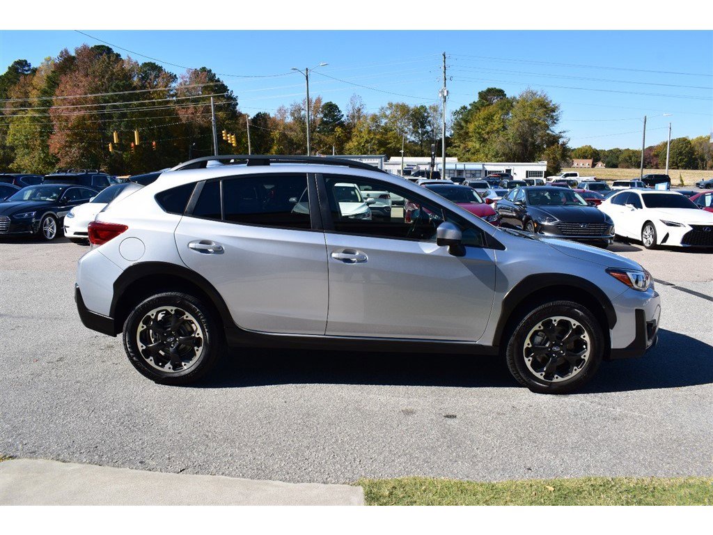 Used 2023 Subaru Crosstrek 2.0i Premium image 6