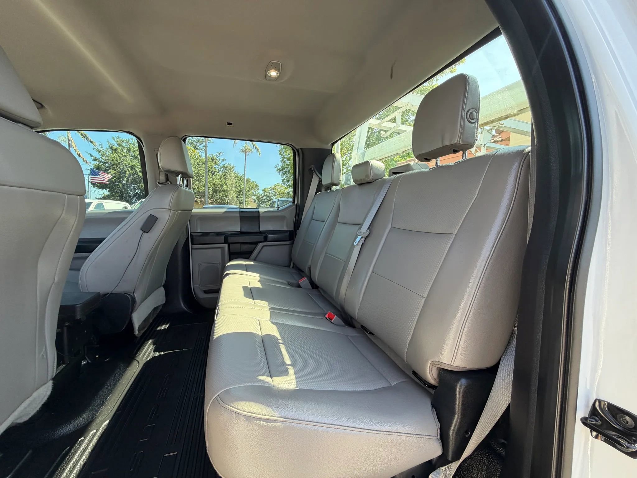 Used 2018 Ford F350 XL w/ Power Equipment Group AWD/4WD image 14