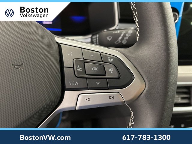 New 2026 Volkswagen Taos SE image 16