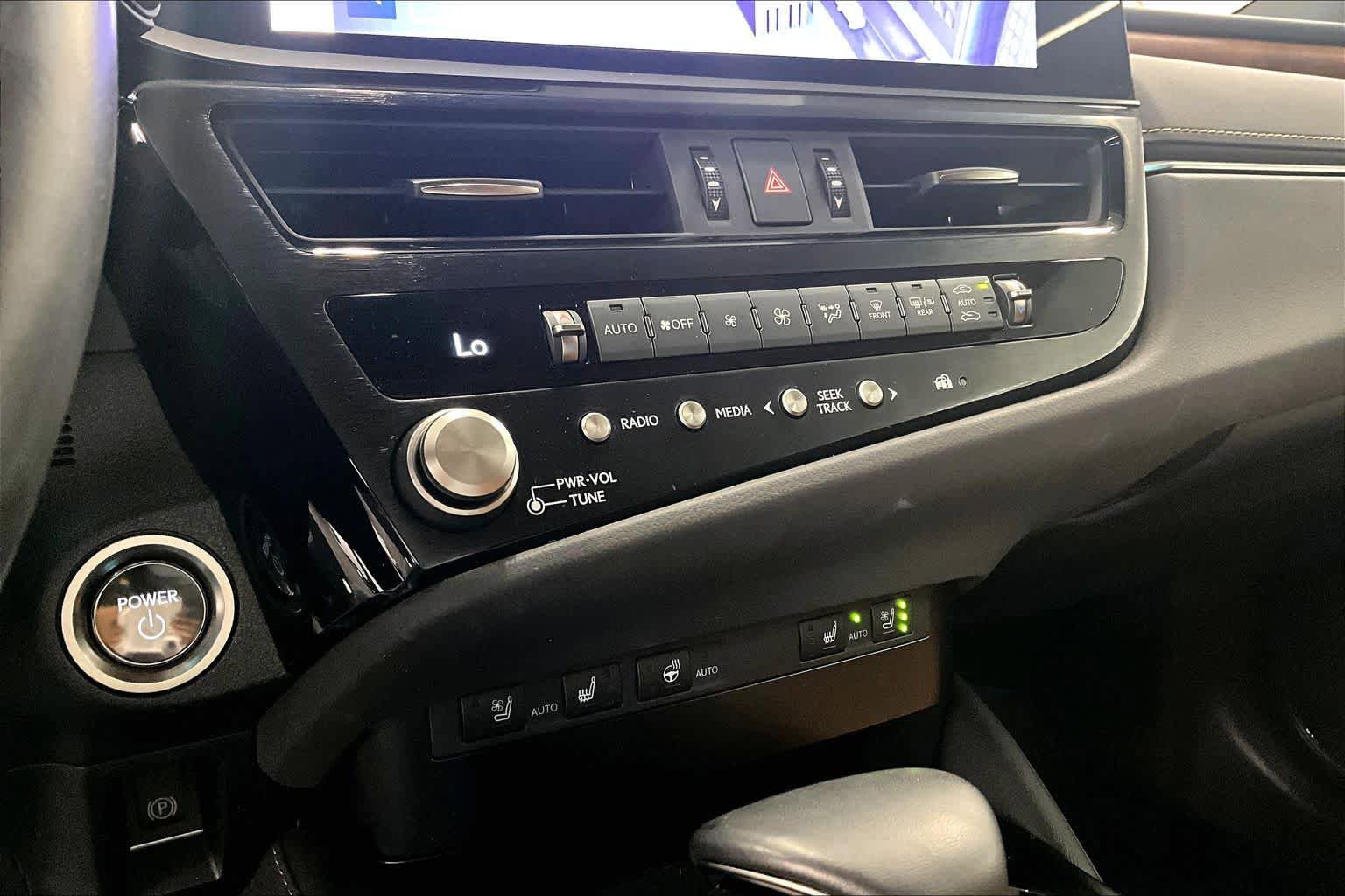 Used 2023 Lexus ES 300h w/ Premium Package FWD image 36