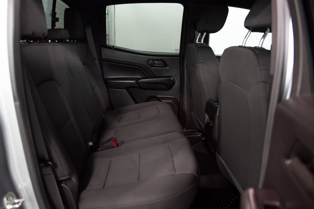 Used 2024 Chevrolet Colorado Trail Boss w/ Technology Package AWD/4WD image 17