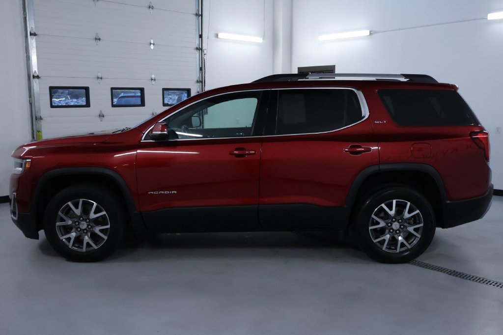 Used 2023 GMC Acadia SLT AWD/4WD image 5