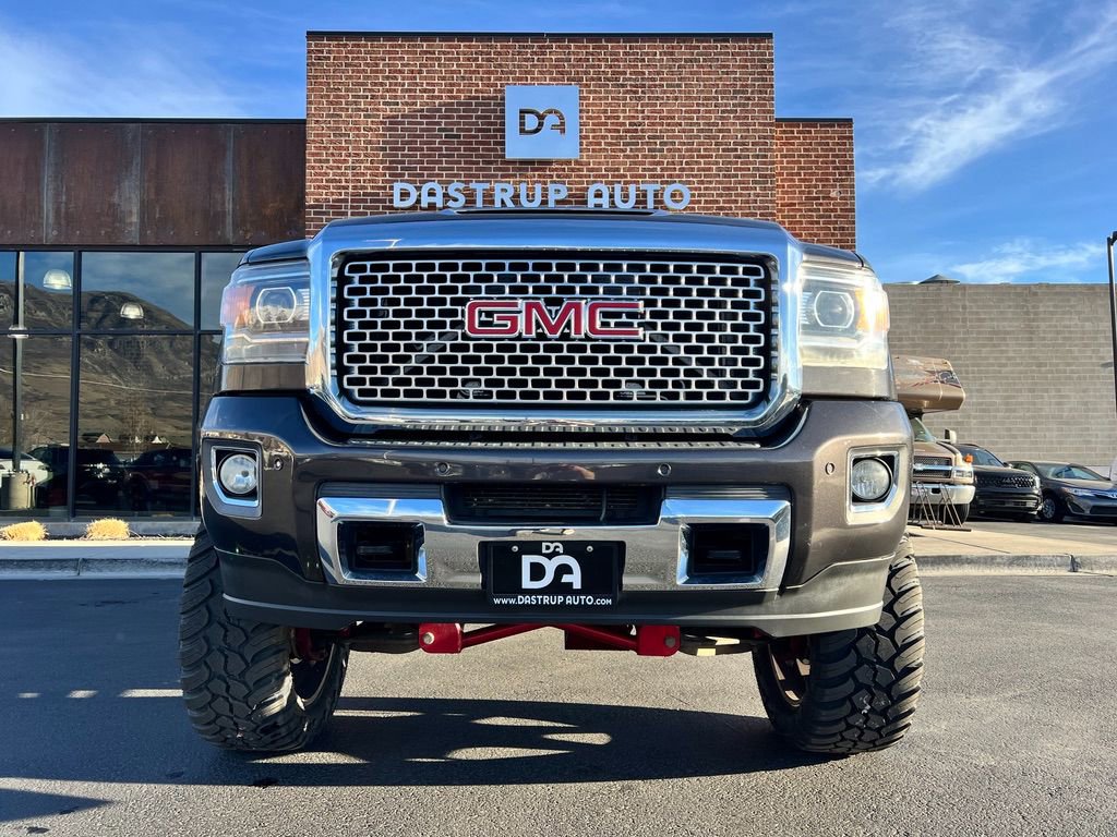 Used 2015 GMC Sierra 3500 Denali w/ Duramax Plus Package AWD/4WD image 2