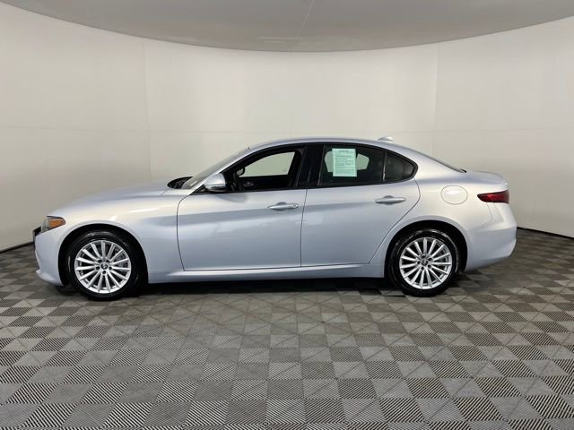 Used 2022 Alfa Romeo Giulia Sprint AWD/4WD image 4