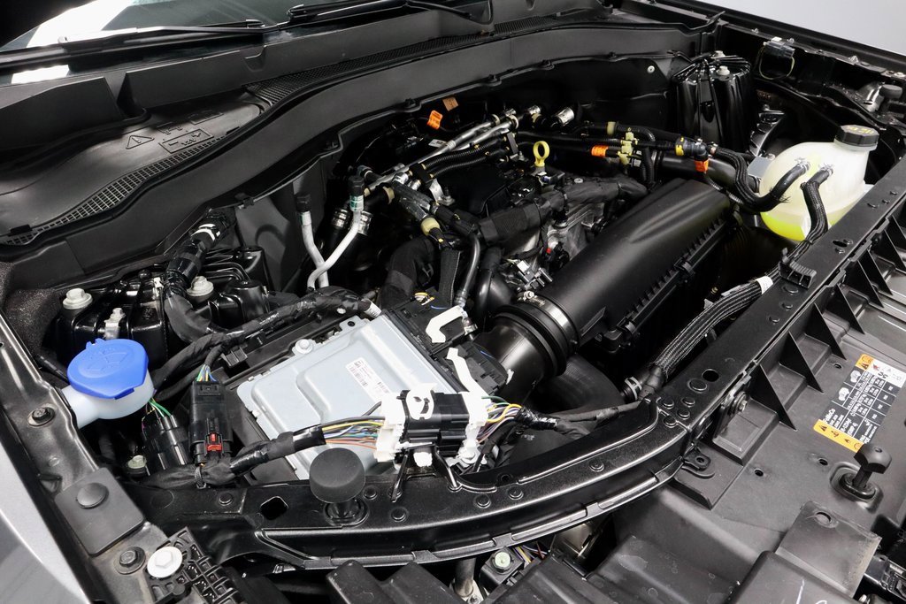 Certified 2025 Ford Explorer Active image 18