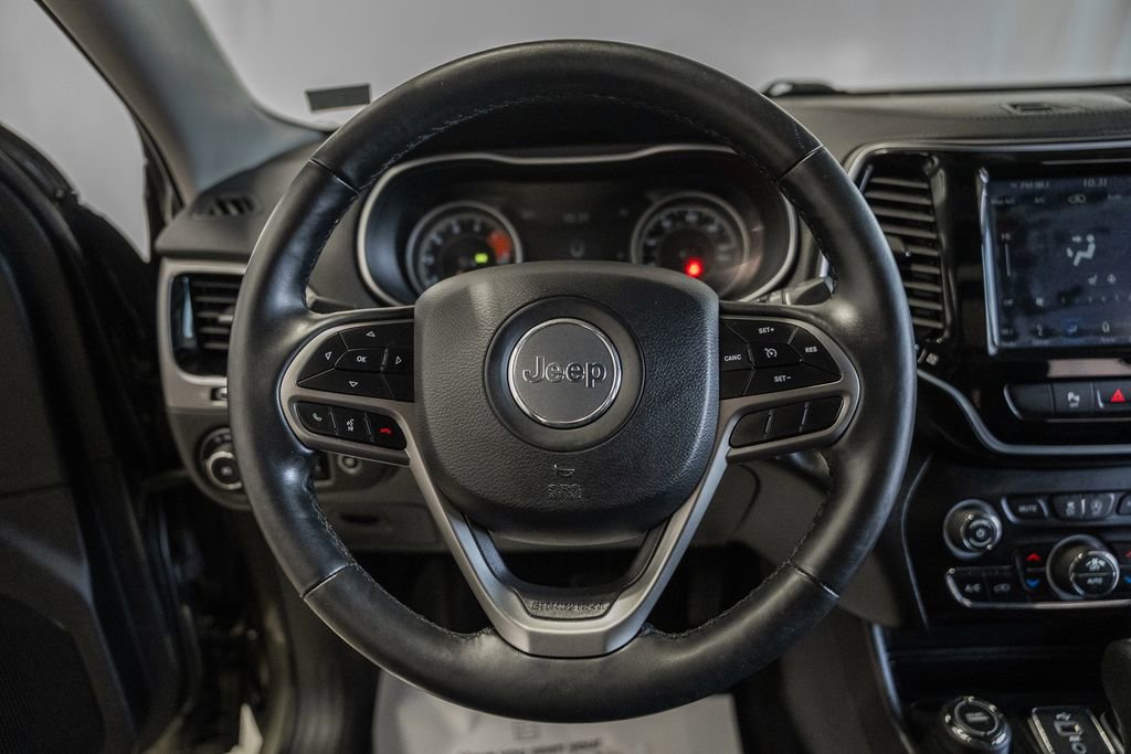 Certified 2019 Jeep Cherokee Limited w/ Trailer Tow Group image 35