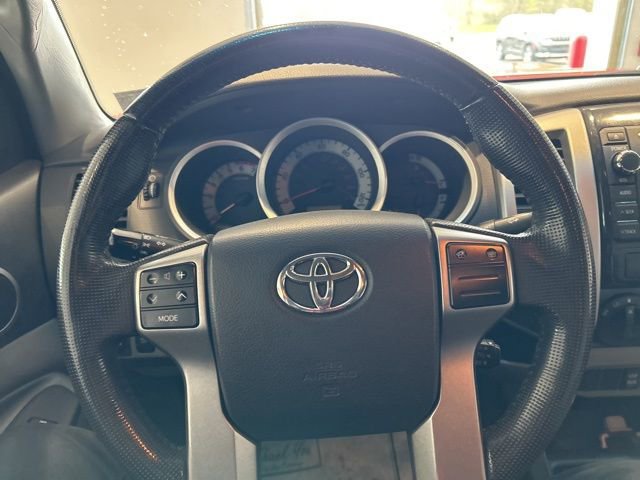 Used 2013 Toyota Tacoma 4x4 Double Cab w/ TRD Sport Pkg image 5