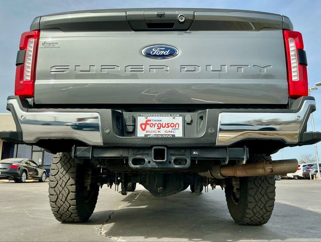 Used 2024 Ford F350 Lariat w/ FX4 Off-Road Package AWD/4WD image 18