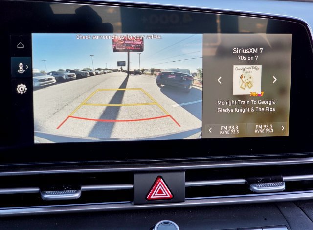 Used 2025 Hyundai Elantra SEL FWD image 26