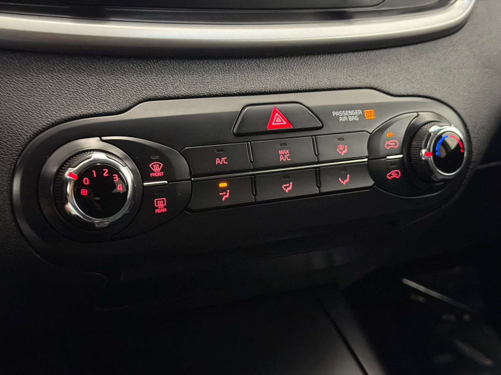 Used 2016 Kia Sorento LX AWD/4WD image 28