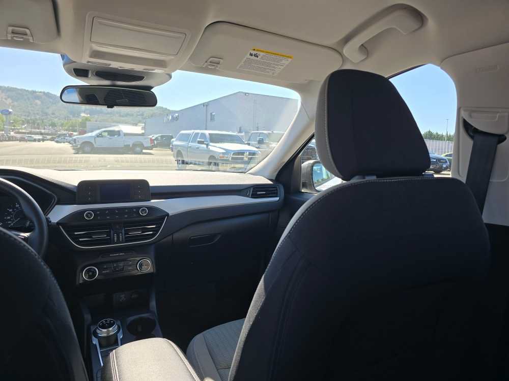 Used 2022 Ford Escape S AWD/4WD image 14
