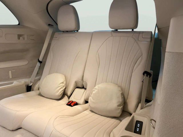 Used 2024 Mercedes-Benz EQS 450+ SUV image 68