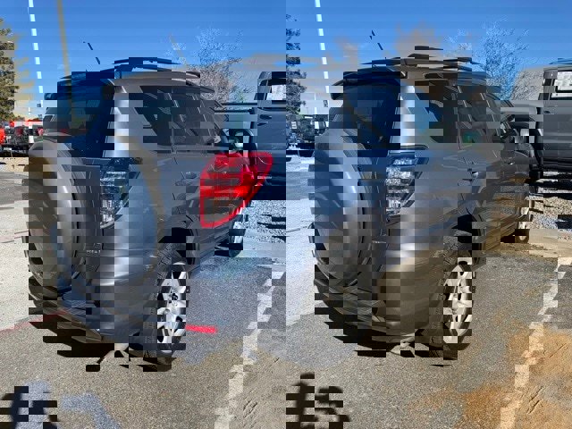 Used 2011 Toyota RAV4 4WD image 2