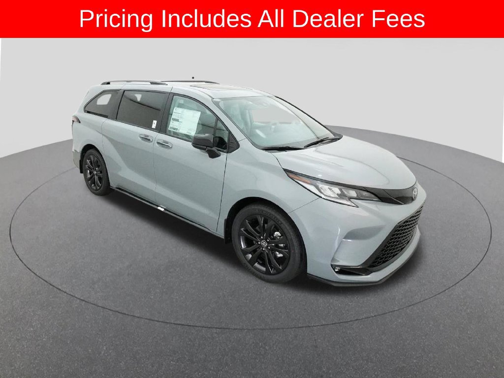 New 2026 Toyota Sienna XSE FWD image 13