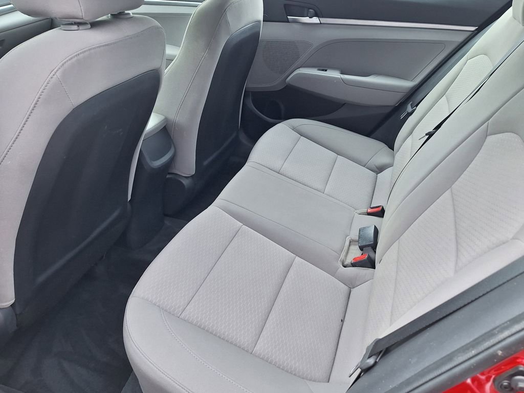 Used 2019 Hyundai Elantra SE image 11