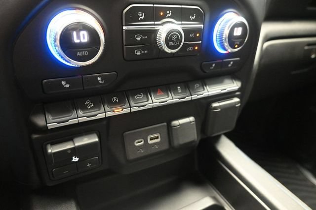 Used 2020 GMC Sierra 1500 Elevation w/ Elevation Value Package AWD/4WD image 30