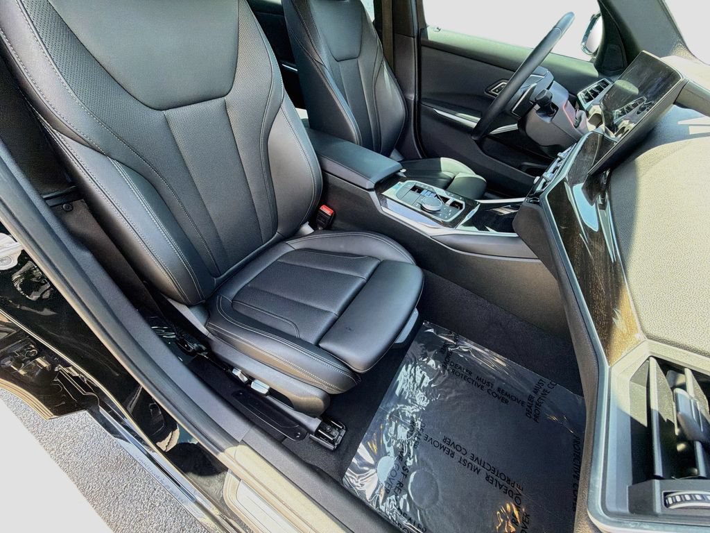 Used 2023 BMW 330i Sedan w/ Convenience Package RWD image 14