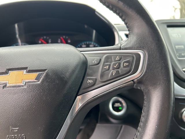 Used 2018 Chevrolet Equinox LT image 17