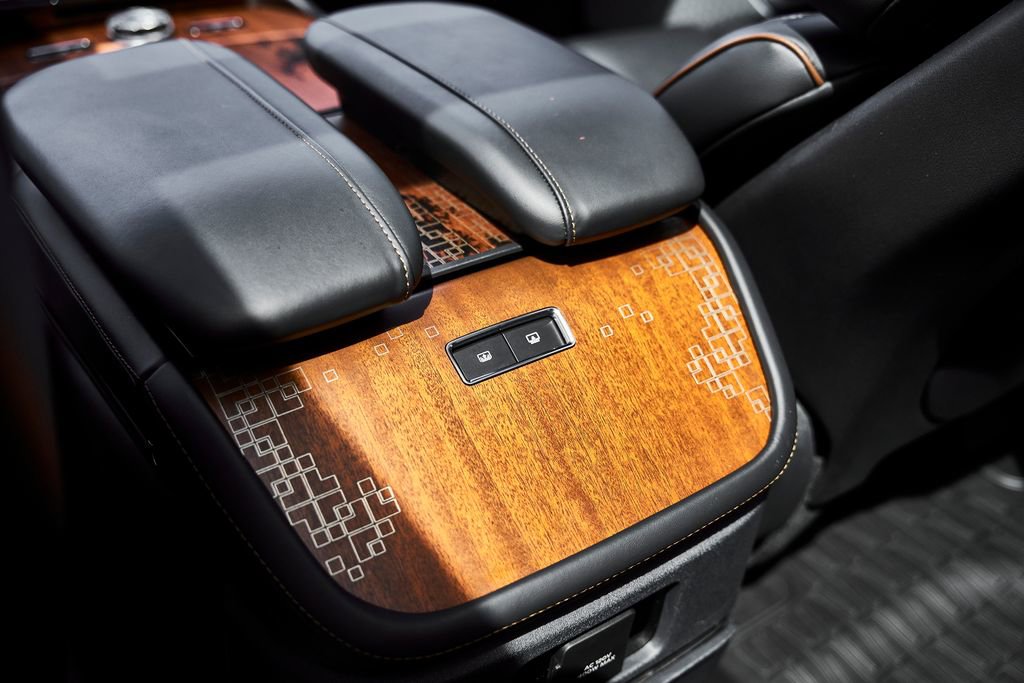 Used 2025 Lincoln Navigator Black Label AWD/4WD image 58