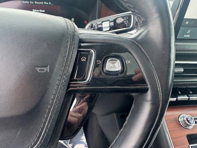 Used 2021 Lincoln Aviator Grand Touring w/ Equipment Group 302A AWD/4WD image 16