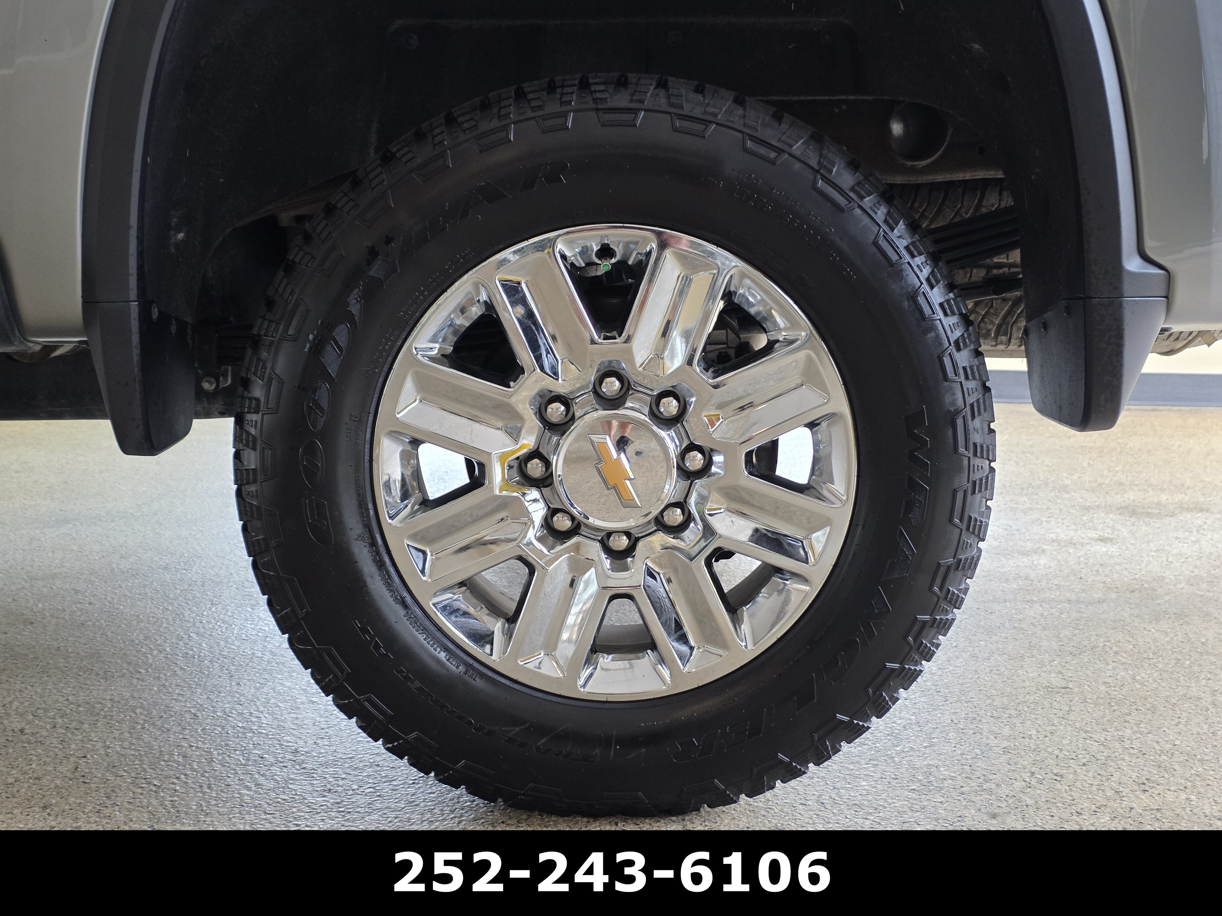 Used 2024 Chevrolet Silverado 2500 High Country w/ Technology Package AWD/4WD image 40