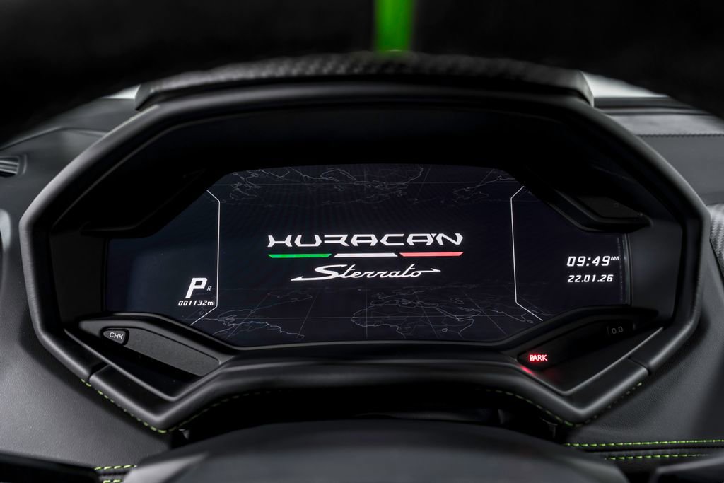 Used 2024 Lamborghini Huracan Sterrato image 14