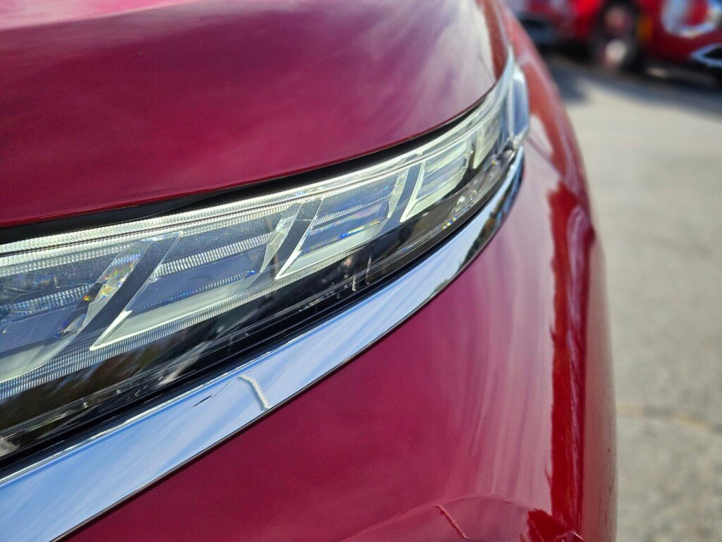 New 2025 Mitsubishi Outlander SE image 9