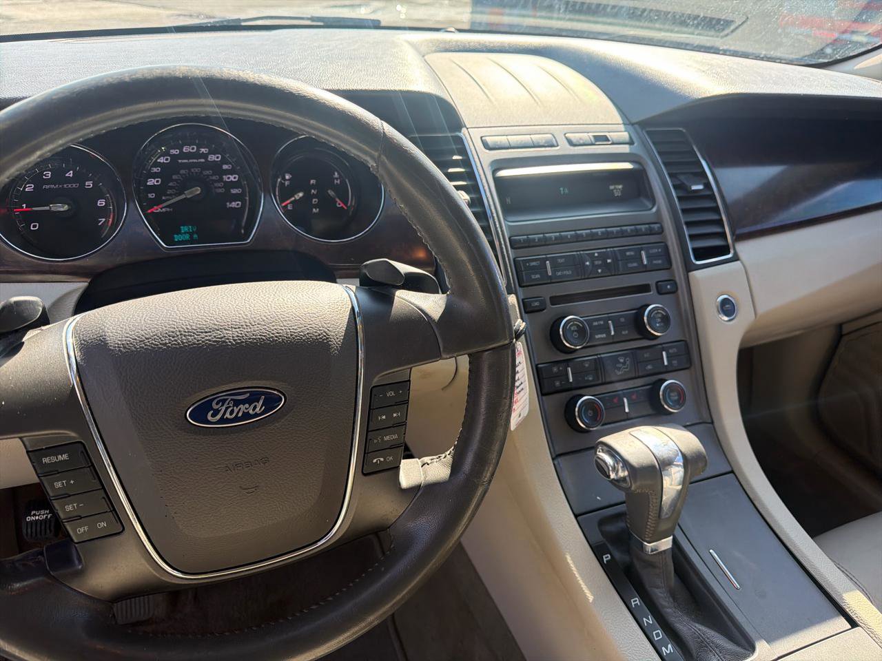 Used 2012 Ford Taurus SEL image 15