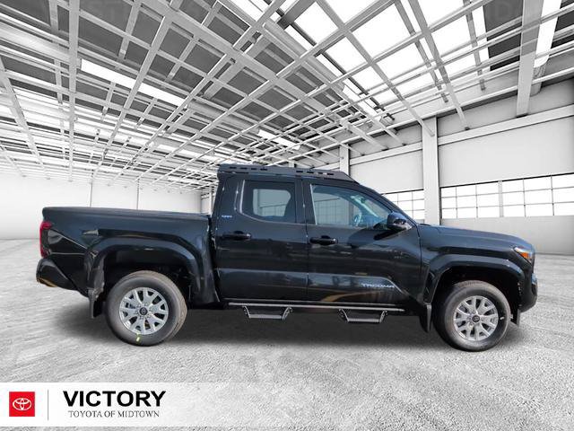 Used 2026 Toyota Tacoma SR5 AWD/4WD image 2