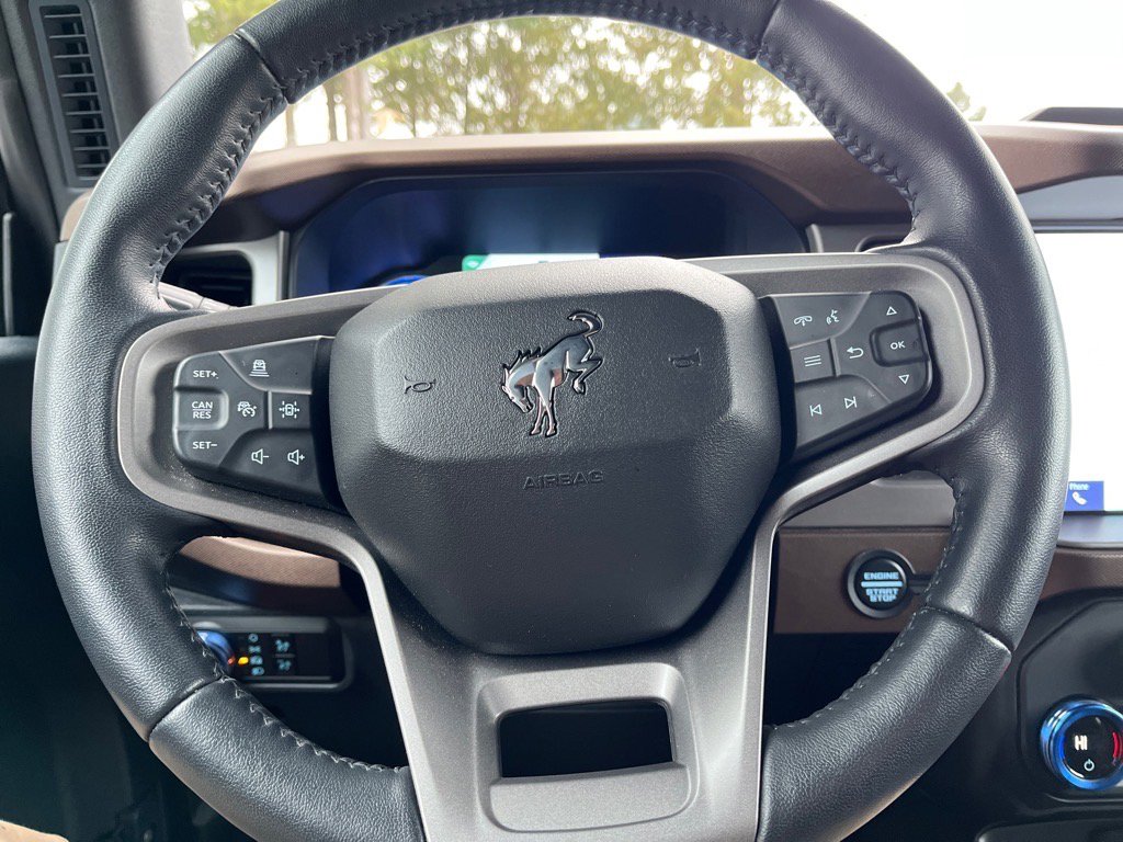Used 2023 Ford Bronco Outer Banks image 28