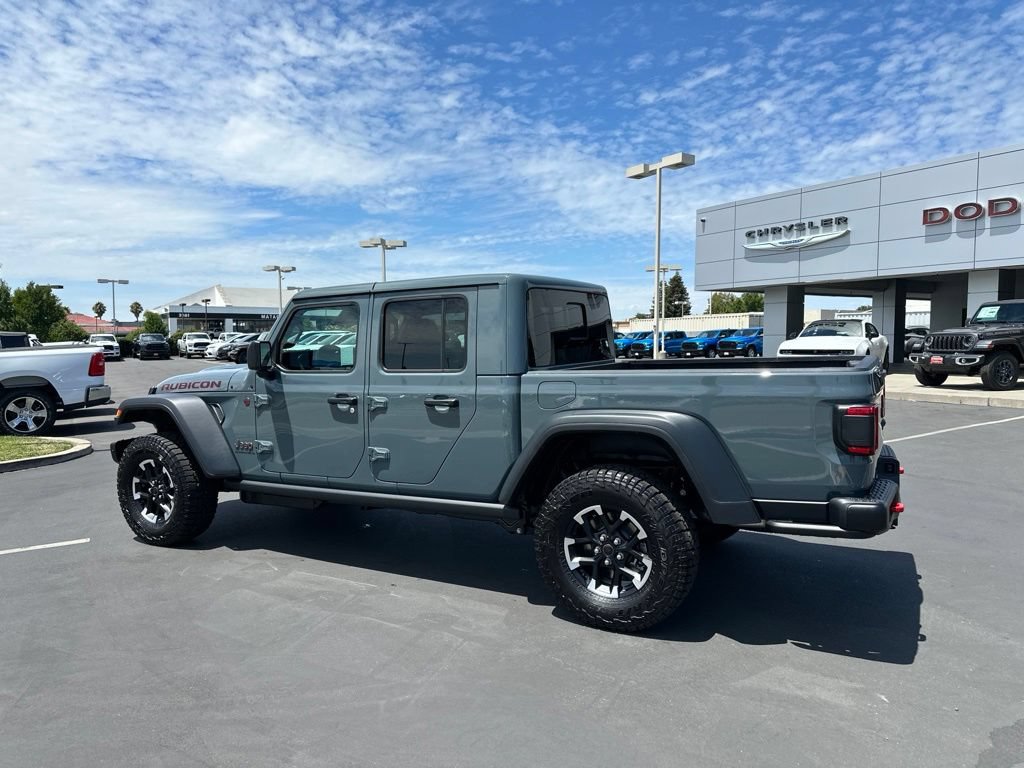 New 2026 Jeep Gladiator Rubicon w/ Steel Bumper Group AWD/4WD image 3